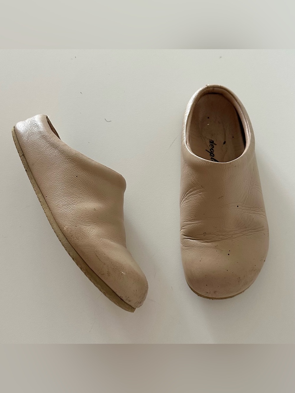Free People Cambria Leather Tan Clog Shoes Minimalist 39 8.5 Slip On
